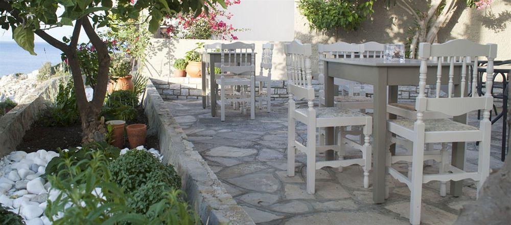 Hotel Cattleya Kokkari Extérieur photo